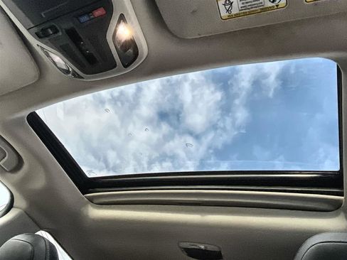 Used 2021 Subaru Outback Limited image 14