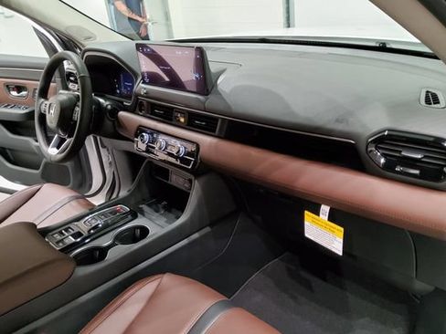 New 2026 Honda Pilot Touring image 18