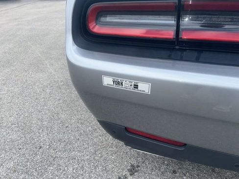 Used 2016 Dodge Challenger R/T w/ Cold Weather Group image 8