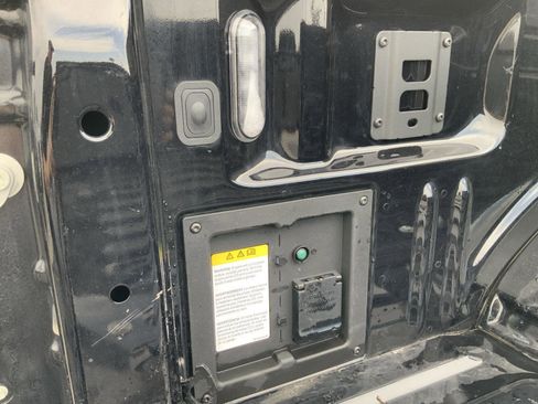 Used 2025 Ford F150 Tremor w/ Equipment Group 402A High image 13