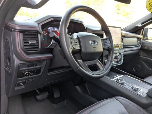 Used 2023 Ford Expedition Max Limited AWD/4WD image 10