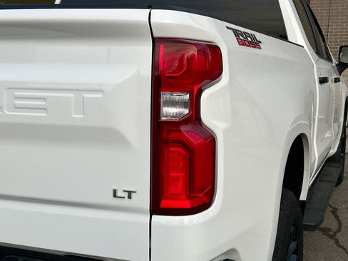 Used 2024 Chevrolet Silverado 1500 LT Trail Boss w/ Protection Package AWD/4WD image 11