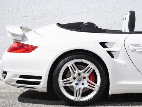 Used 2008 Porsche 911 Turbo AWD/4WD image 39
