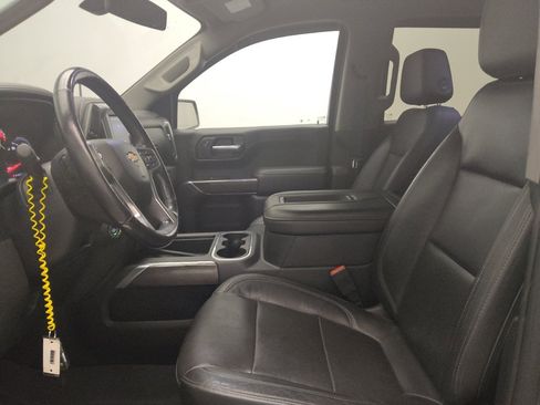 Used 2019 Chevrolet Silverado 1500 LTZ w/ LTZ Plus Package AWD/4WD image 17