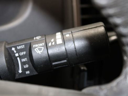 Used 2017 Nissan Frontier SV w/ SV Value Truck Package image 21