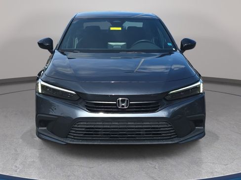 Used 2024 Honda Civic Sport image 2