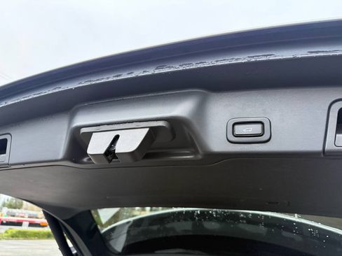Used 2020 Land Rover Range Rover Evoque S AWD/4WD image 23