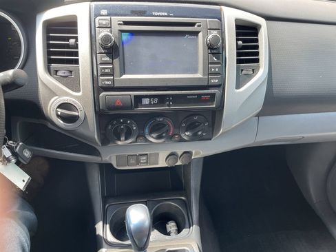 Used 2013 Toyota Tacoma 4x4 Double Cab w/ TRD Off-Road Pkg image 18