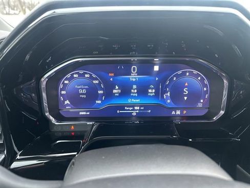 Used 2023 Chevrolet Silverado 1500 RST image 18