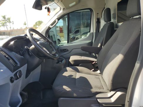 Used 2019 Ford Transit 250 130 Low Roof image 10