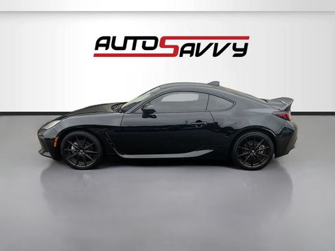 Used 2023 Toyota GR86 Premium RWD image 4