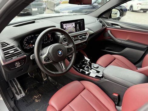 Used 2023 BMW X4 M40i w/ Premium Package image 10