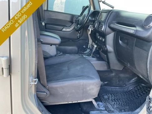 Used 2018 Jeep Wrangler Unlimited Sport AWD/4WD image 11