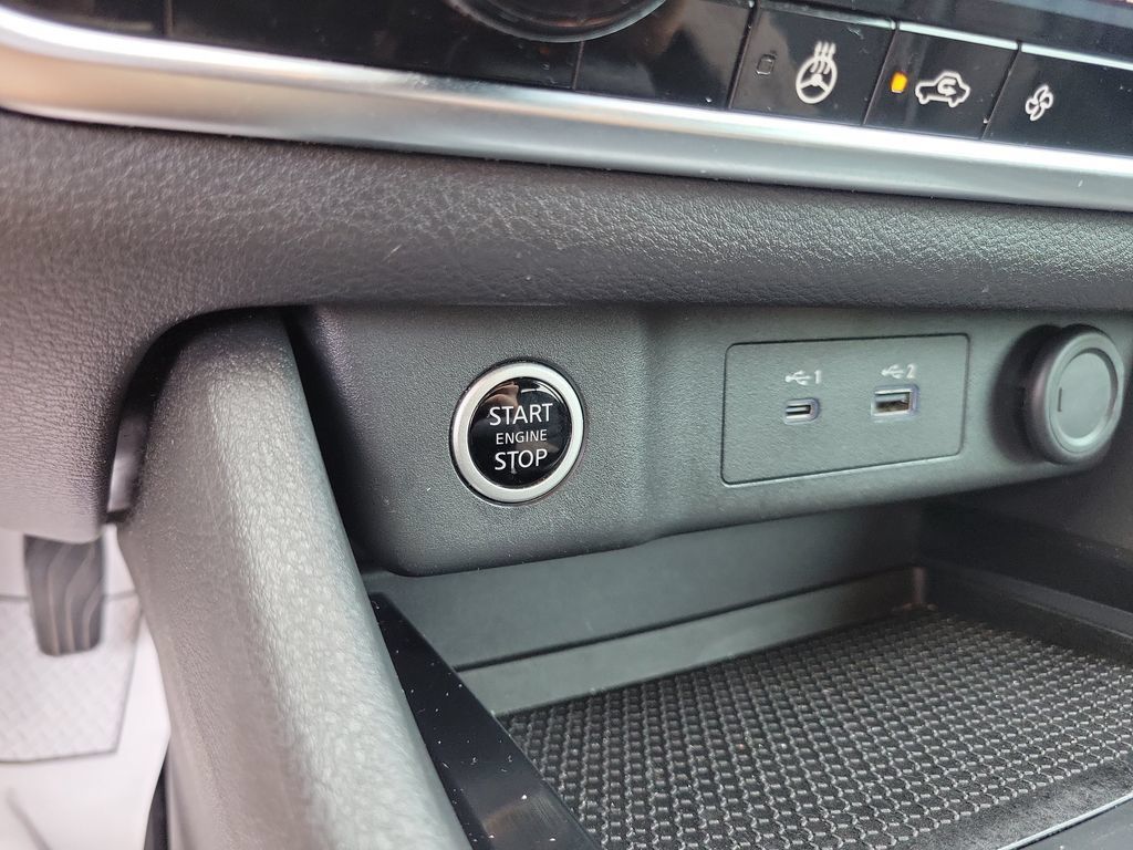 Used 2021 Nissan Rogue SV w/ Premium Package AWD/4WD image 29