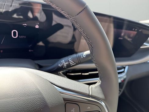 New 2026 Buick Envista Avenir FWD image 33
