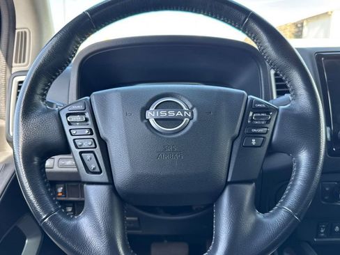 Used 2023 Nissan Frontier SV w/ SV Convenience Package RWD image 22