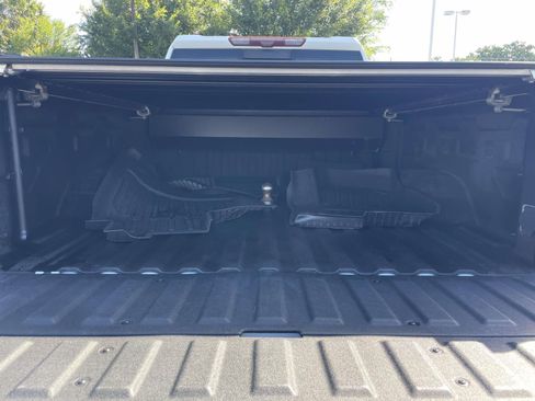Used 2020 GMC Sierra 2500 Denali w/ Technology Package AWD/4WD image 10