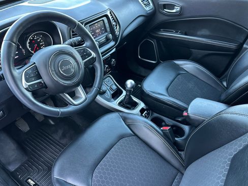 Used 2018 Jeep Compass Latitude w/ Trailer Tow Group image 10