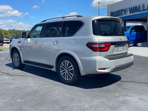 Used 2023 Nissan Armada SL image 5