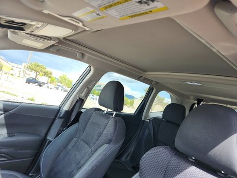Used 2022 Subaru Forester Premium AWD/4WD image 19
