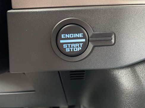 New 2026 Ford Bronco Outer Banks AWD/4WD image 36