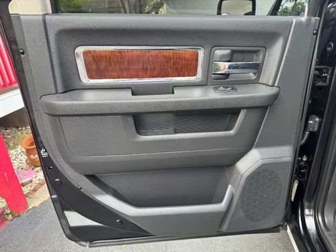 Used 2010 Dodge Ram 1500 Truck Laramie RWD image 22