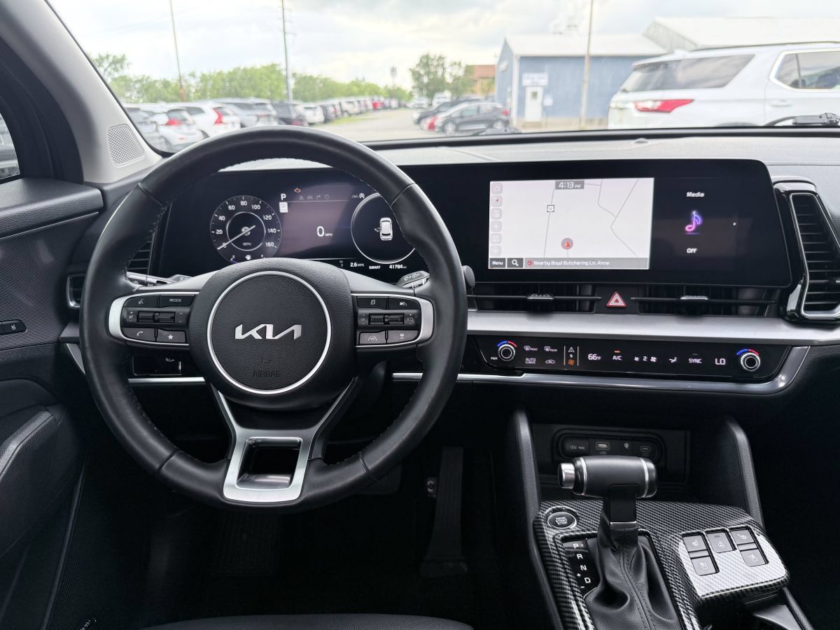 Used 2023 Kia Sportage SX FWD image 10