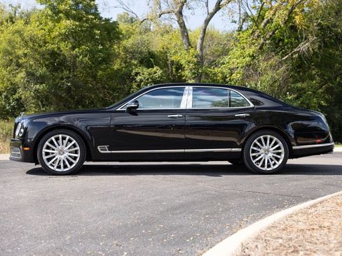 Used 2019 Bentley Mulsanne RWD image 5