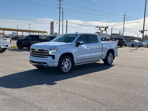 New 2026 Chevrolet Silverado 1500 High Country AWD/4WD image 8
