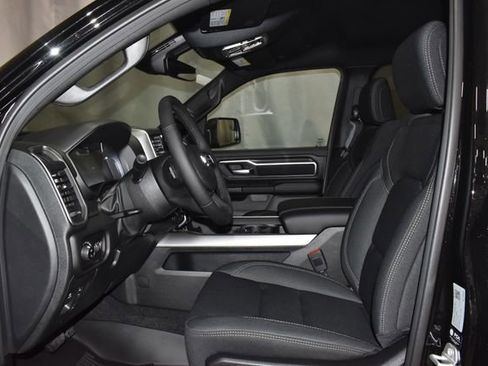 New 2026 RAM 1500 4x4 Crew Cab image 11