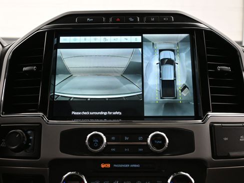 Used 2022 Ford F250 Lariat w/ Tremor Off-Road Package image 30