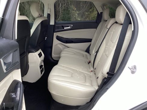 Used 2019 Ford Edge Titanium w/ Equipment Group 301A image 38