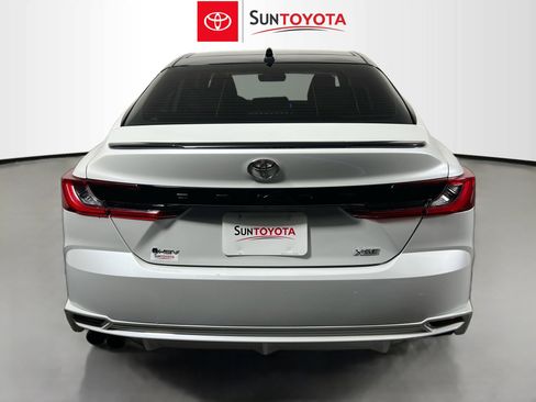Used 2025 Toyota Camry XSE image 5