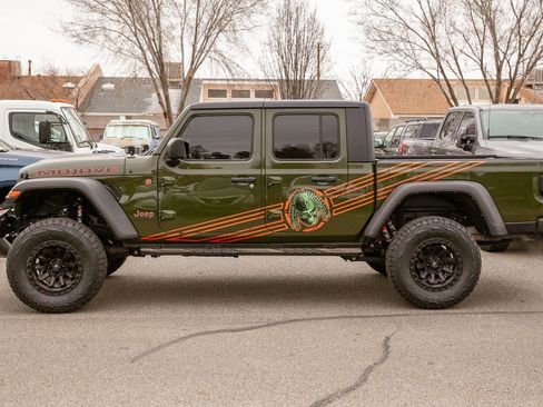 Used 2022 Jeep Gladiator Mojave w/ Trailer Tow Package image 8