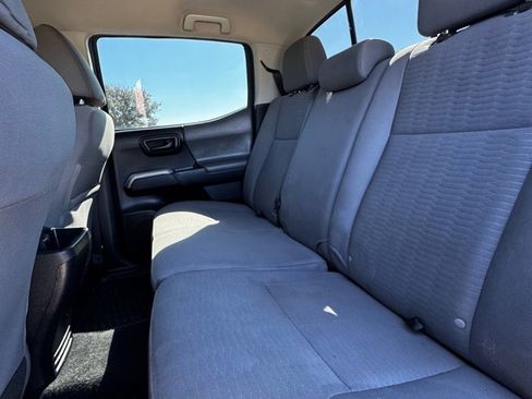 Used 2019 Toyota Tacoma SR5 image 13