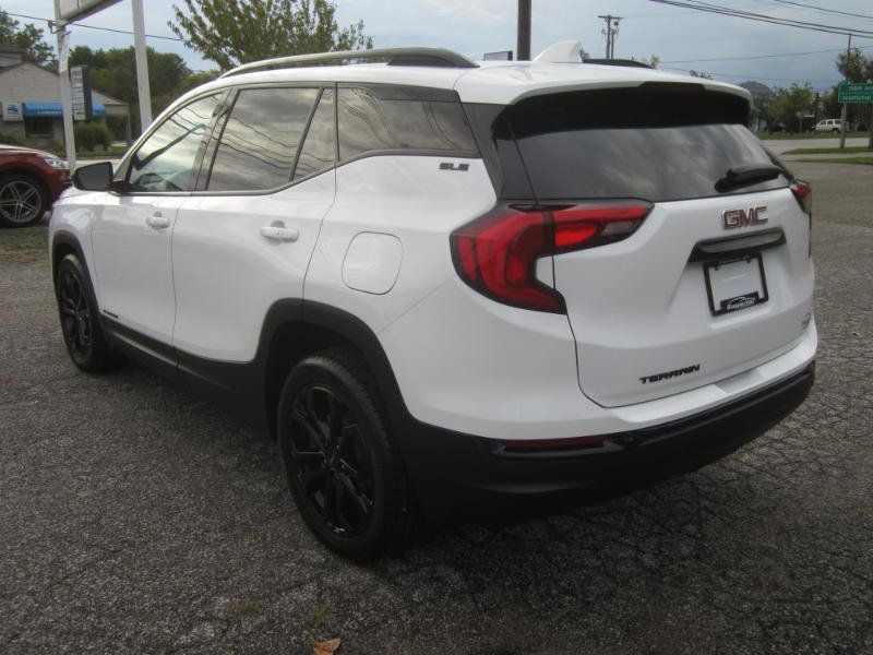 Used 2021 GMC Terrain SLE w/ Driver Convenience Package FWD image 6