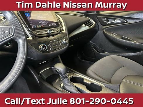 Used 2024 Chevrolet Malibu LT FWD image 30