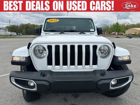 Used 2021 Jeep Gladiator Overland AWD/4WD image 9