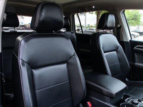 Used 2022 Volkswagen Atlas SE w/ Panoramic Sunroof Package image 29