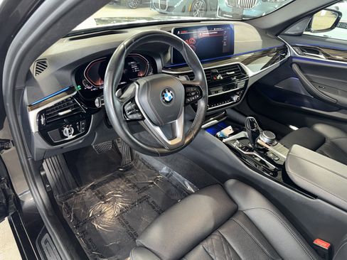 Used 2021 BMW 540i w/ Premium Package image 20