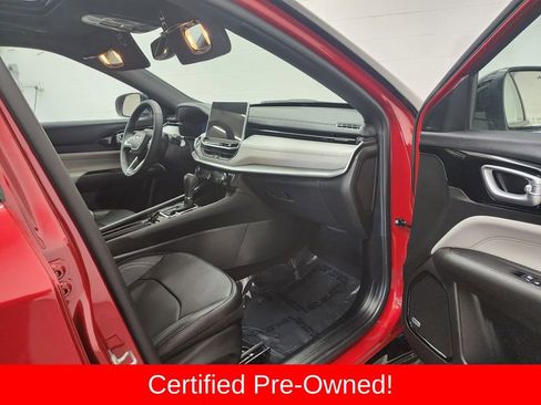 Certified 2025 Jeep Compass Limited w/ Elite Group image 35