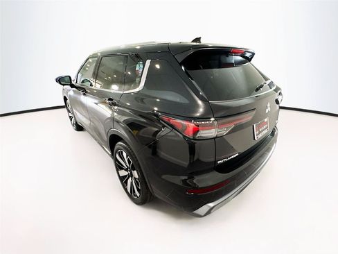 New 2026 Mitsubishi Outlander SEL FWD image 29