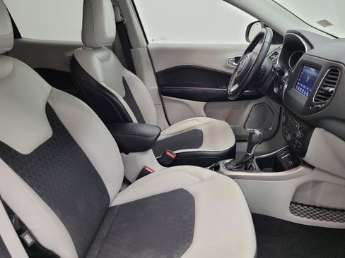 Used 2018 Jeep Compass Latitude w/ Popular Equipment Group image 21