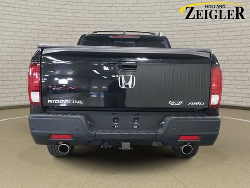 Used 2023 Honda Ridgeline RTL-E image 6