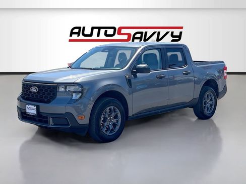 Used 2025 Ford Maverick XLT FWD image 3