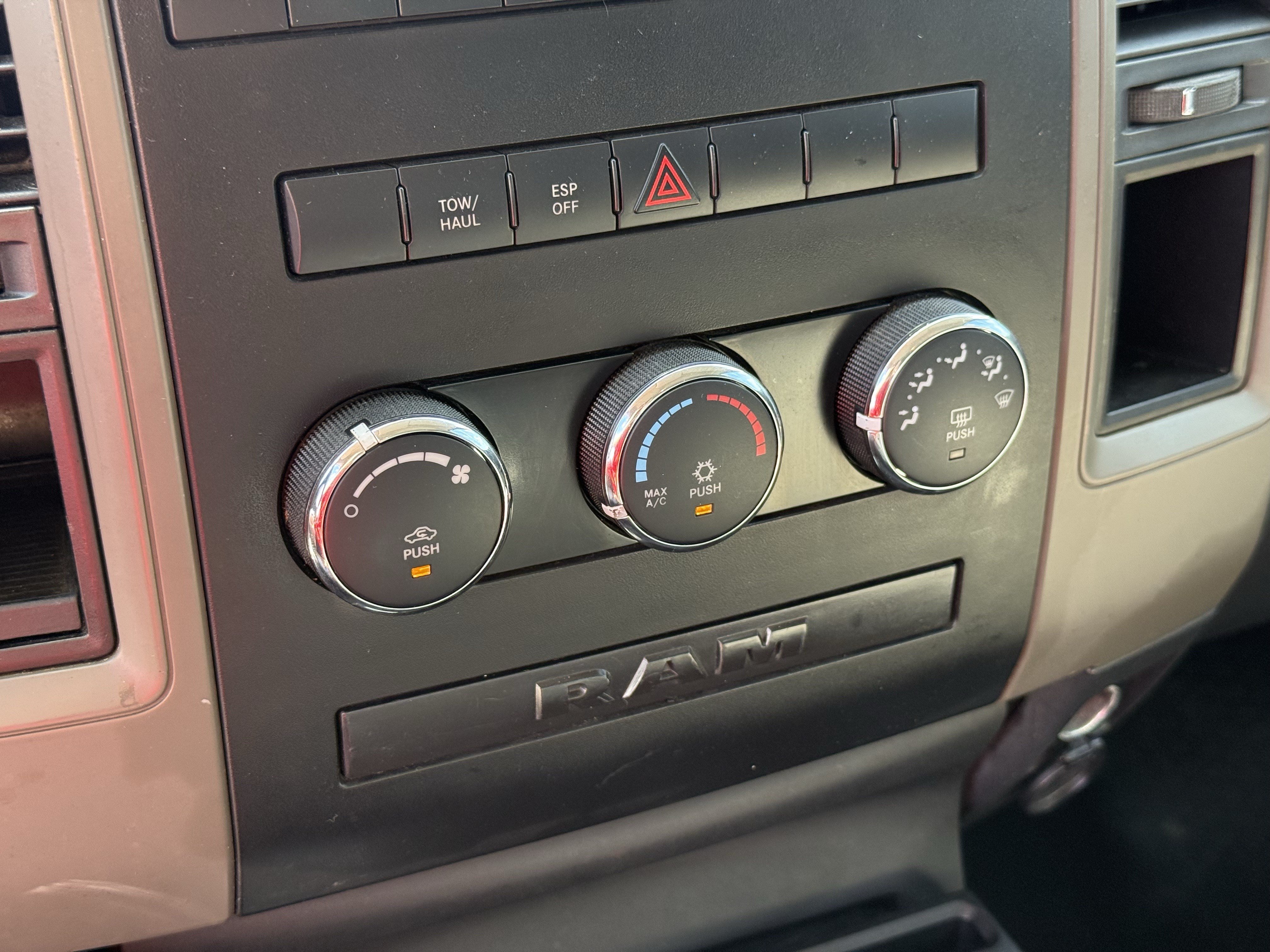 Used 2009 Dodge Ram 1500 Truck ST RWD image 19