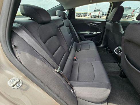 Used 2024 Chevrolet Malibu LT FWD image 31