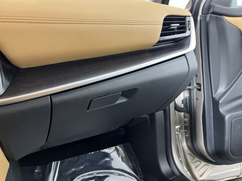Used 2021 Nissan Rogue Platinum FWD image 33