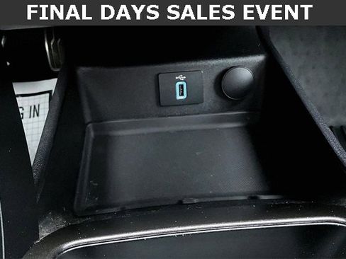 Used 2018 Ford Fusion Titanium image 14