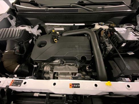 Used 2023 Chevrolet Equinox LT FWD image 10